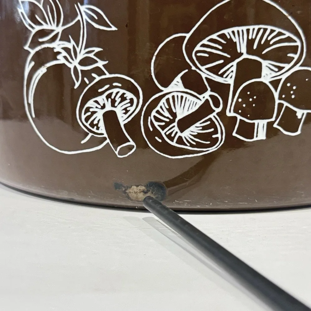 Vintage 70s Enamel Ware‎ Pot w Lid Brown w White Vegetable Pattern